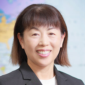 Kumiko Takahashi バイリンガル学園保育士 高橋 久美子